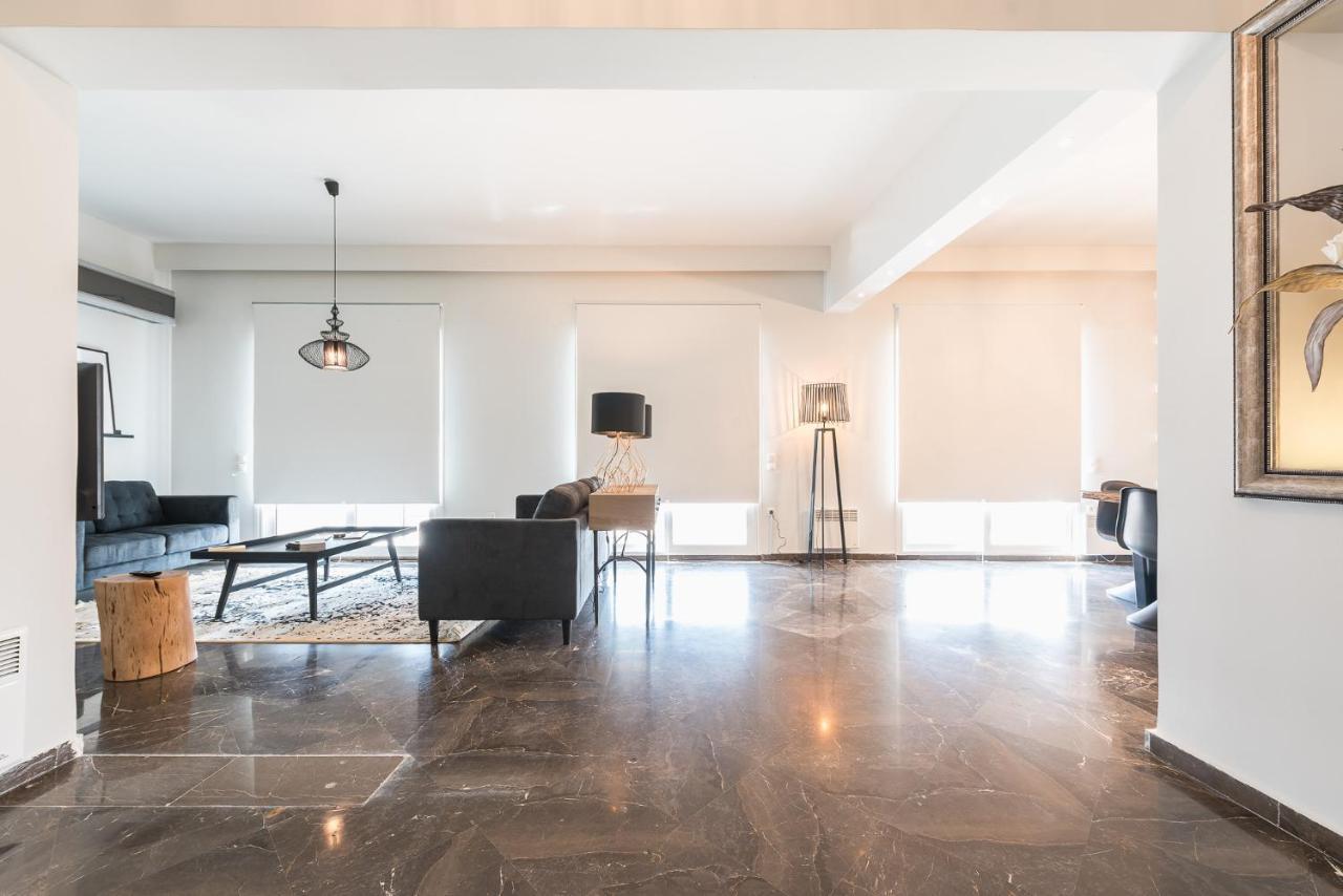 Traveler'S Dream 4 Brdm Renovated Penthouse Apartment Athens Exterior photo